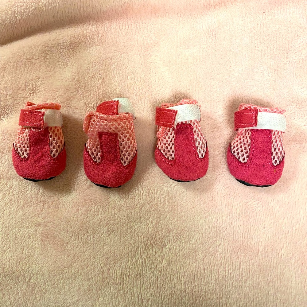 New dog/cat shoes/ Pink